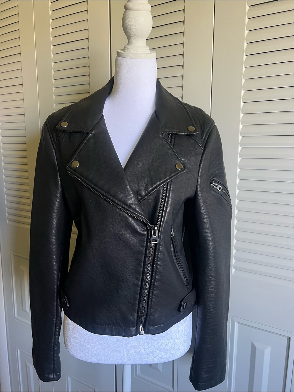 Top Shop - Black Moto Jacket - Women's - Size 8 - NWT